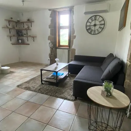 Mas Le Corbery Apartment